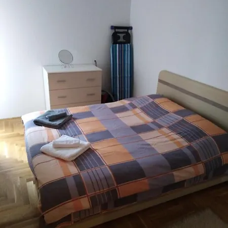 Διαμέρισμα Apartman Arsen *